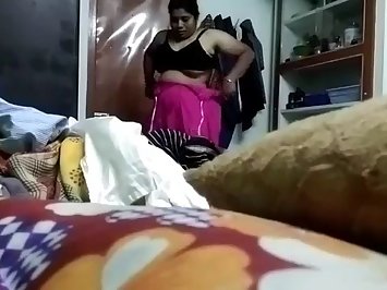 Petite Desi hottie sexy nude body underneath her clothes