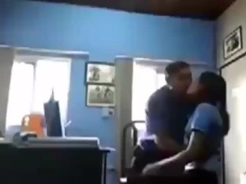 Super Hot Indian Sex MMS Of Indian School Teacher