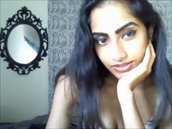 Indian Petite GF Nisha On Live Cam Show Video